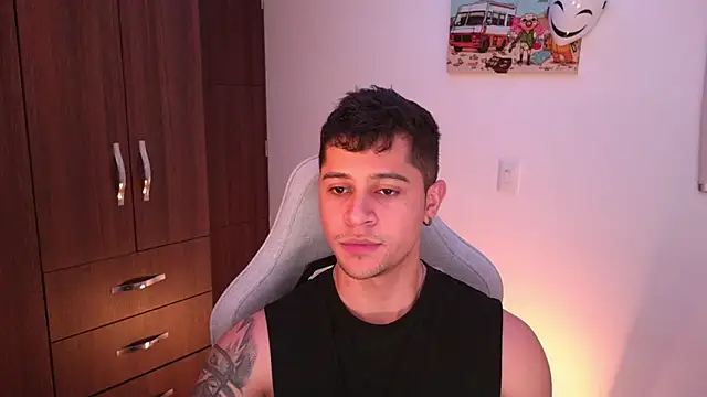 domsantiago  online show from 10/27/25, 01:17