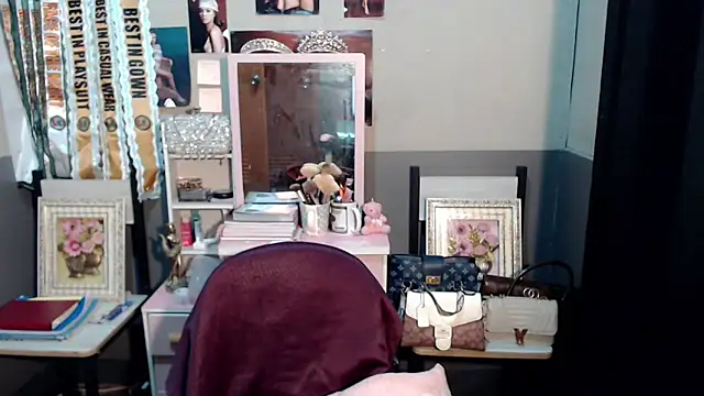 miya khali online show from 11/02/25, 05:29