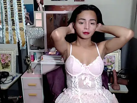 miya khali online show from 11/06/25, 08:35