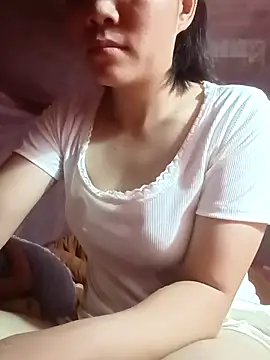 Snapshot of Nguyet135 chatting on 04/08/26, 02:07 Nguyet135 online show from 04/08/26, 02:07