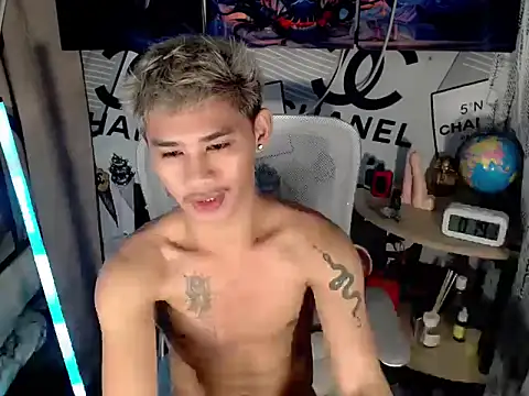 asianhardcock25 online show from 04/15/26, 04:22