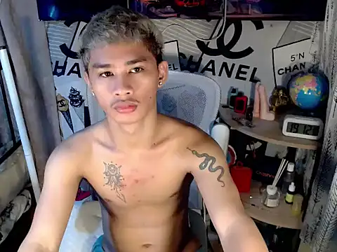 asianhardcock25 online show from 04/18/26, 11:12