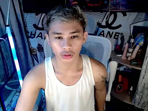 asianhardcock25 online show from 04/13/26, 06:12