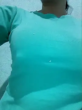 Shiny Babe online show from 05/06/26, 03:10