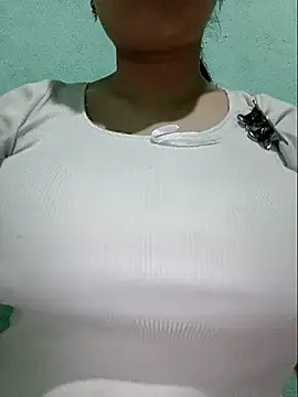 Shiny Babe online show from 05/04/26, 04:05