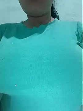 Shiny Babe online show from 05/10/26, 04:05