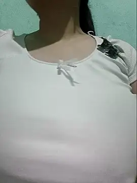 Shiny Babe online show from 05/08/26, 02:43