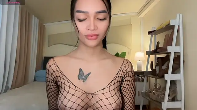  agatha143  online show from 04/07/26, 02:35