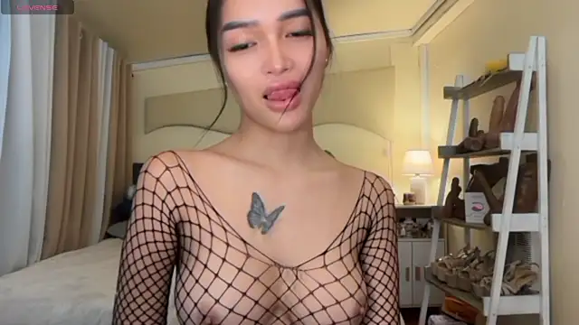  agatha143  online show from 04/21/26, 03:13