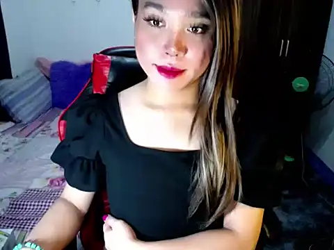 Urassiansweetcummer online show from 10/08/25, 02:18