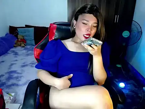 Urassiansweetcummer online show from 03/01/26, 08:47