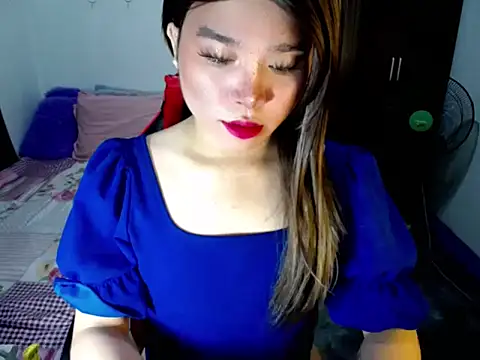 Urassiansweetcummer online show from 10/10/25, 03:40