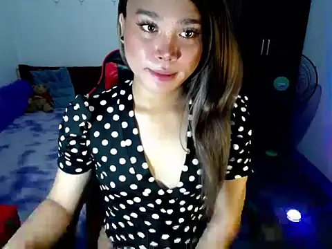 Urassiansweetcummer online show from 03/29/26, 03:41