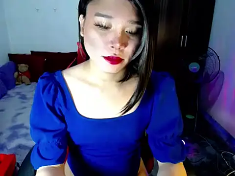 Urassiansweetcummer online show from 07/09/26, 02:34