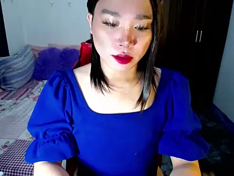 Urassiansweetcummer online show from 09/25/25, 02:06