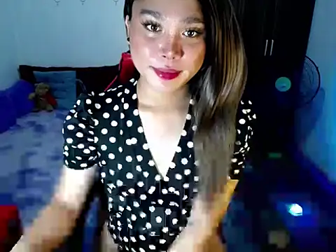 Urassiansweetcummer online show from 03/27/26, 10:27
