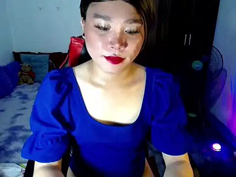 Urassiansweetcummer online show from 04/08/26, 03:19