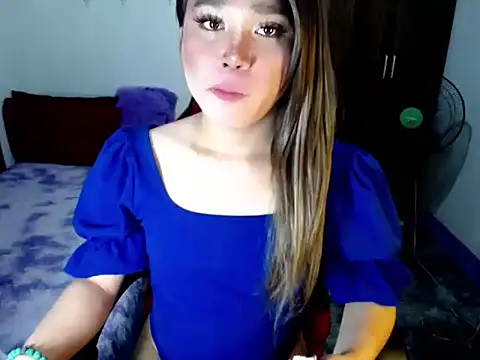 Urassiansweetcummer online show from 11/11/25, 01:55