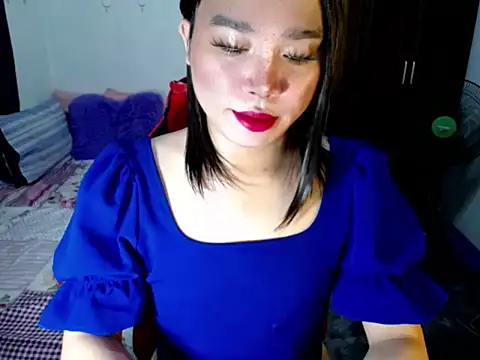 Urassiansweetcummer online show from 09/22/25, 02:17