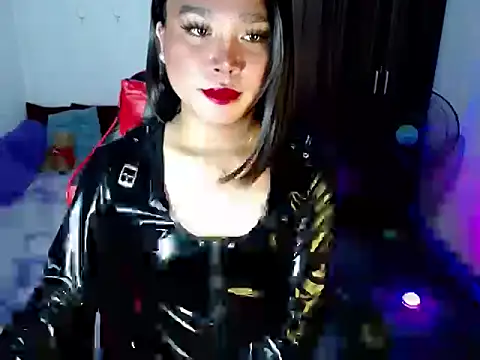 Urassiansweetcummer online show from 05/04/26, 02:04