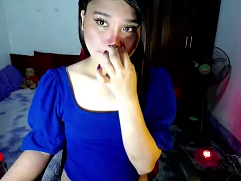 Urassiansweetcummer online show from 07/08/26, 01:52