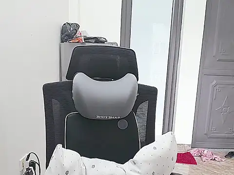 Shulee21 online show from 10/08/25, 02:13