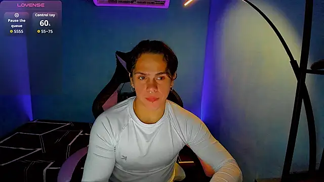 Maximiliano scoott   online show from 10/03/25, 06:53