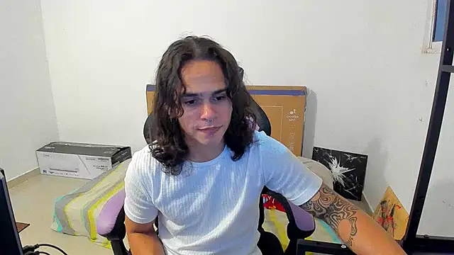 Maximiliano scoott   online show from 10/26/25, 04:35