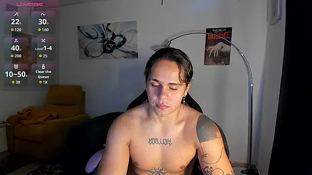 Snapshot of Maximiliano_scoott__ chatting on 06/07/26, 07:30 Maximiliano scoott online show from 06/07/26, 07:30