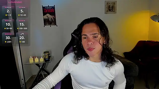 Maximiliano scoott   online show from 11/18/25, 05:38