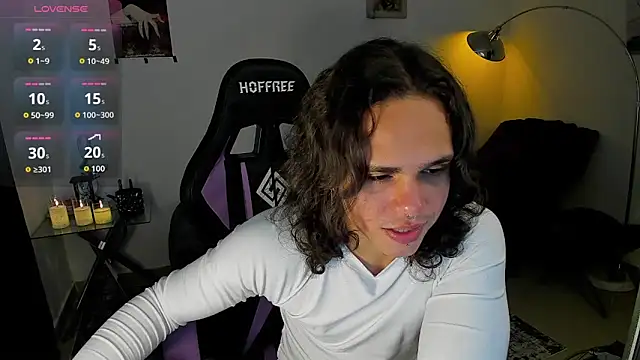 Maximiliano scoott   online show from 11/24/25, 08:31