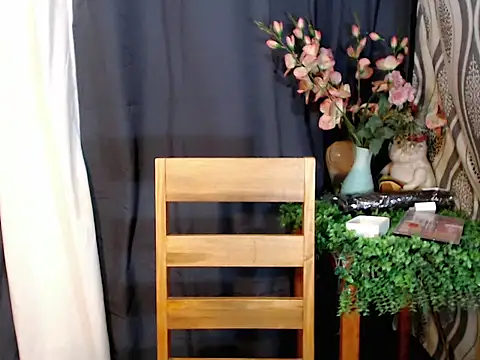 queen staceyy online show from 11/13/25, 05:17