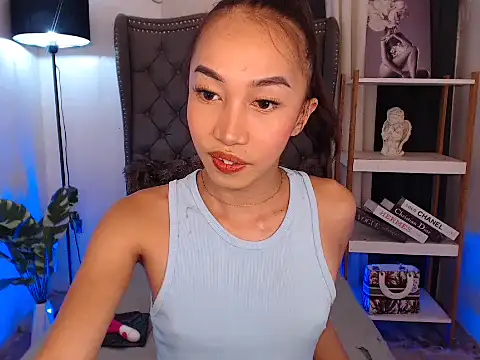 Sweet kittyxx online show from 12/04/25, 06:45