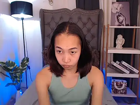 Sweet kittyxx online show from 10/24/25, 07:07