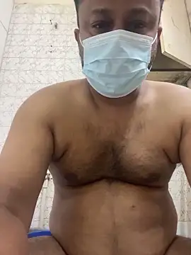 Snapshot of deepu1979 chatting on 12/17/25, 04:50 deepu1979 online show from 12/17/25, 04:50