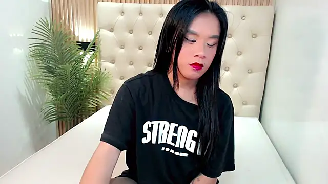 lovely sofiaxx online show from 11/06/25, 11:09