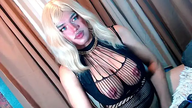 GoddessOFHUGEx online show from 10/27/25, 07:04