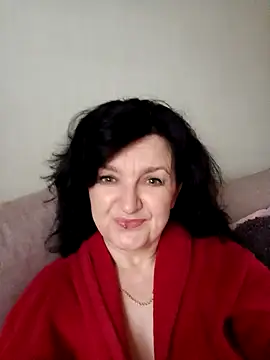 Snapshot of MilaSky4701 chatting on 10/17/25, 02:19 MilaSky4701 online show from 10/17/25, 02:19