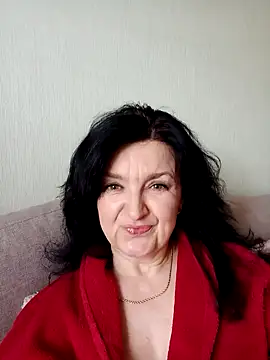 Snapshot of MilaSky4701 chatting on 10/04/25, 11:01 MilaSky4701 online show from 10/04/25, 11:01