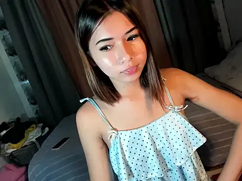 Naughtychen18 online show from 11/07/25, 12:15