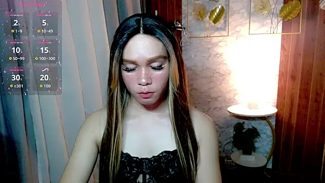 Snapshot of pinay_hugeCockxx chatting on 10/15/25, 03:42 pinay hugeCockxx online show from 10/15/25, 03:42