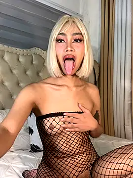 Innocent yanixx69 online show from 10/02/25, 10:02