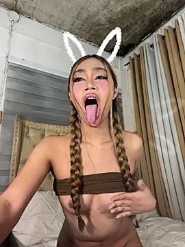 Innocent yanixx69 online show from 01/05/26, 05:27