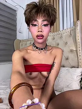 Snapshot of Innocent_yanixx69 chatting on 07/05/26, 05:42 Innocent yanixx69 online show from 07/05/26, 05:42