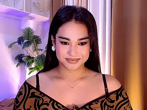 Snapshot of magnificent_kitana chatting on 04/29/26, 07:53 magnificent kitana online show from 04/29/26, 07:53