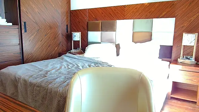 babylilly00 online show from 10/03/25, 01:12