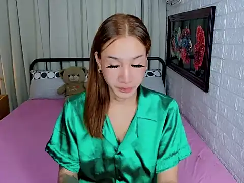 TRANSGODDESSA online show from 11/07/25, 02:32