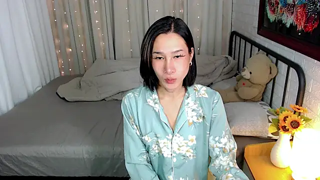 TRANSGODDESSA online show from 12/20/25, 02:03