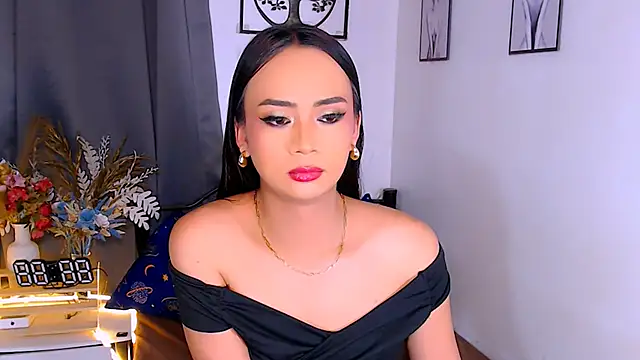 Snapshot of Zialustts chatting on 02/21/26, 04:25 Zialustts online show from 02/21/26, 04:25