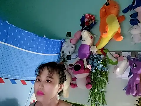 emgaixinhngoan online show from 10/25/25, 02:55